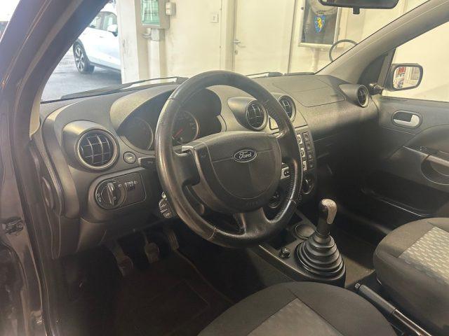 FORD Fiesta 1.2 16V 3p. Zetec