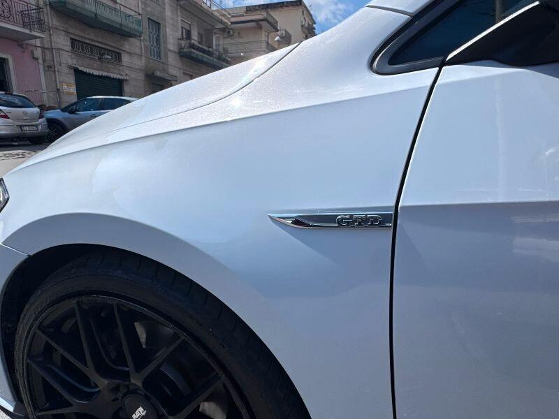 Volkswagen Golf GTD 2.0 TDI DSG 5p. BlueMotion Technology