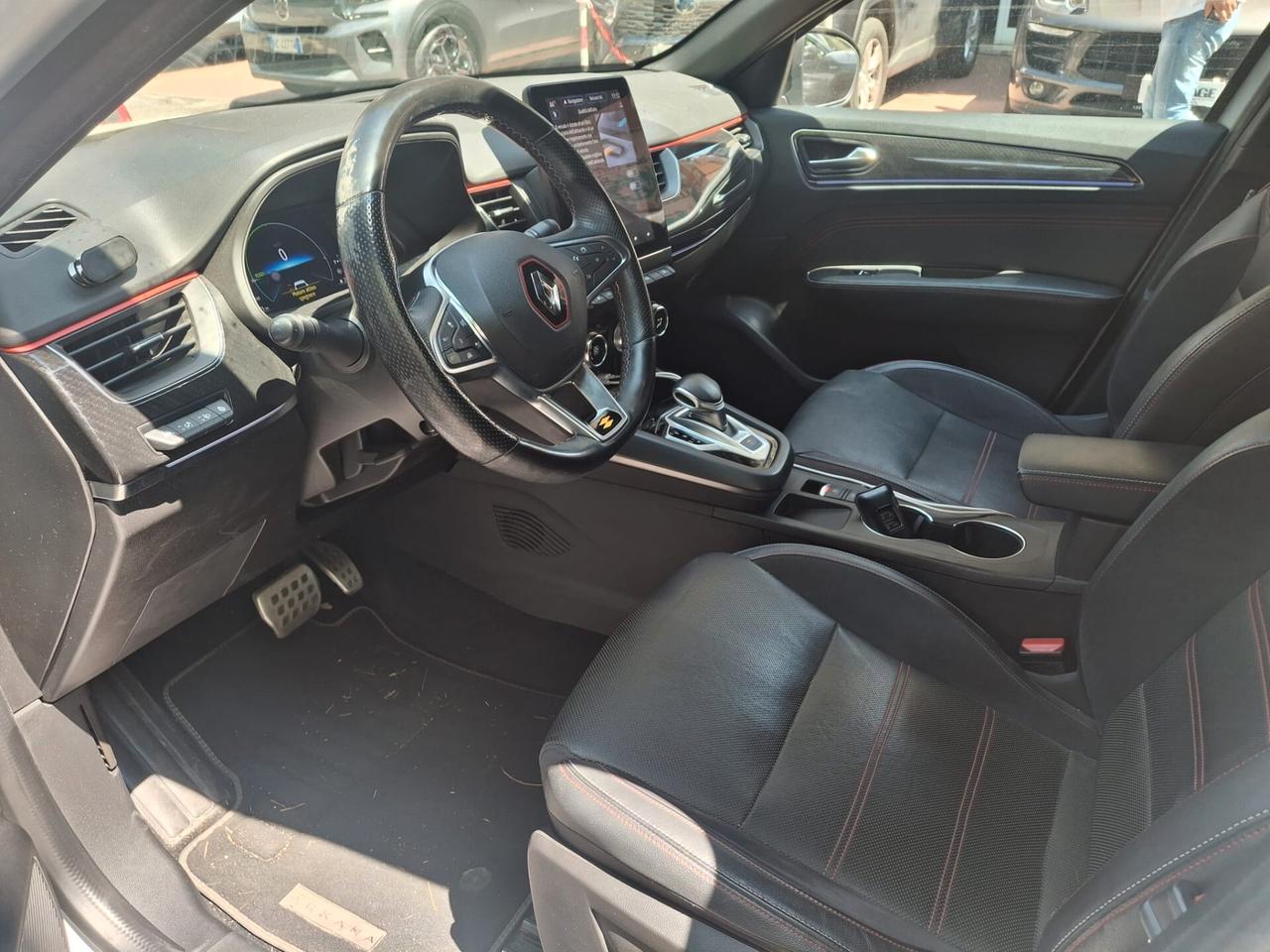 Renault Arkana Hybrid E-Tech 145 CV R.S. Line