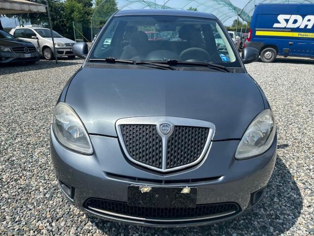 Lancia Ypsilon 1.2 Argento