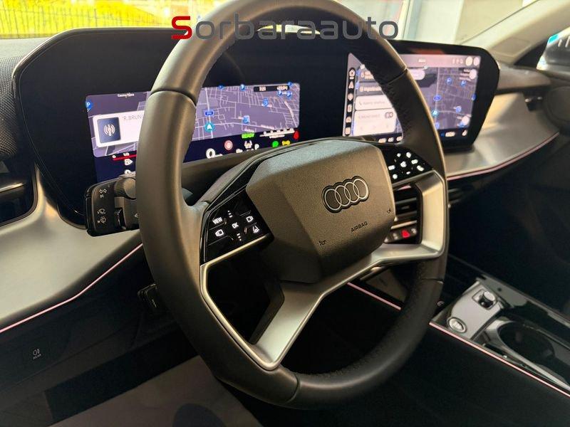 Audi Q3 TFSI 110 kW mHEV S tronic S Line edition.
