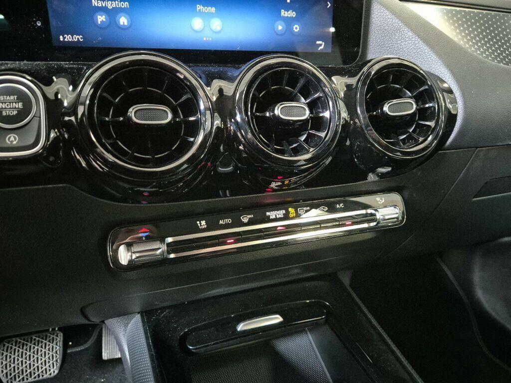 Mercedes GLA 180 180 D Advanced 8G-DCT