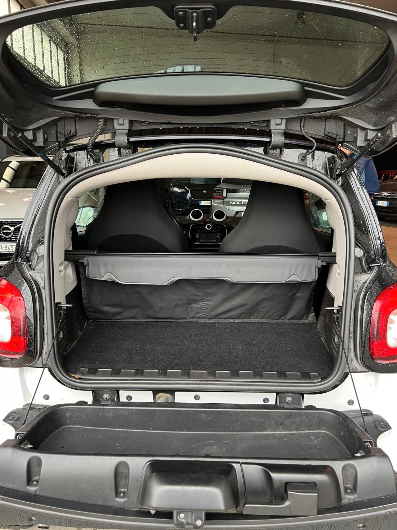 Smart ForTwo 70 1.0 twinamic Youngster / ANCHE NEOPATENTATO