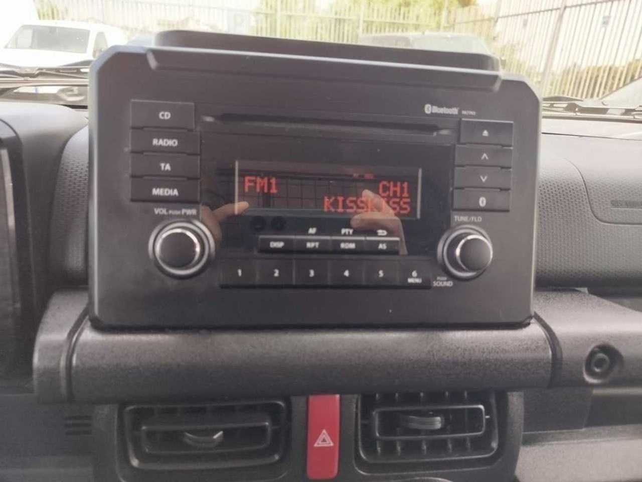 Suzuki Jimny 1.5 5MT PRO (N1)
