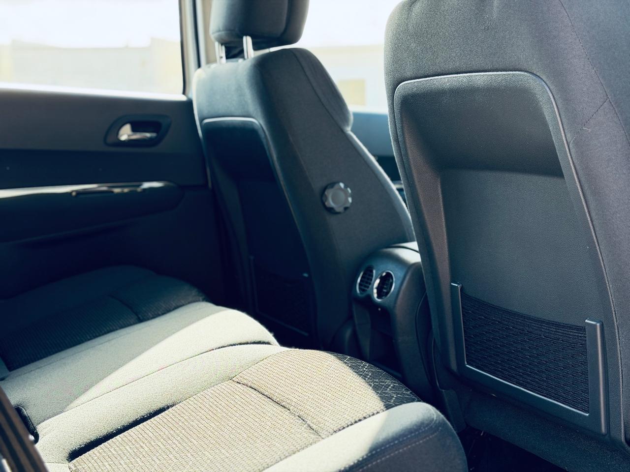 Peugeot 3008 1.6 HDi 115CV Business