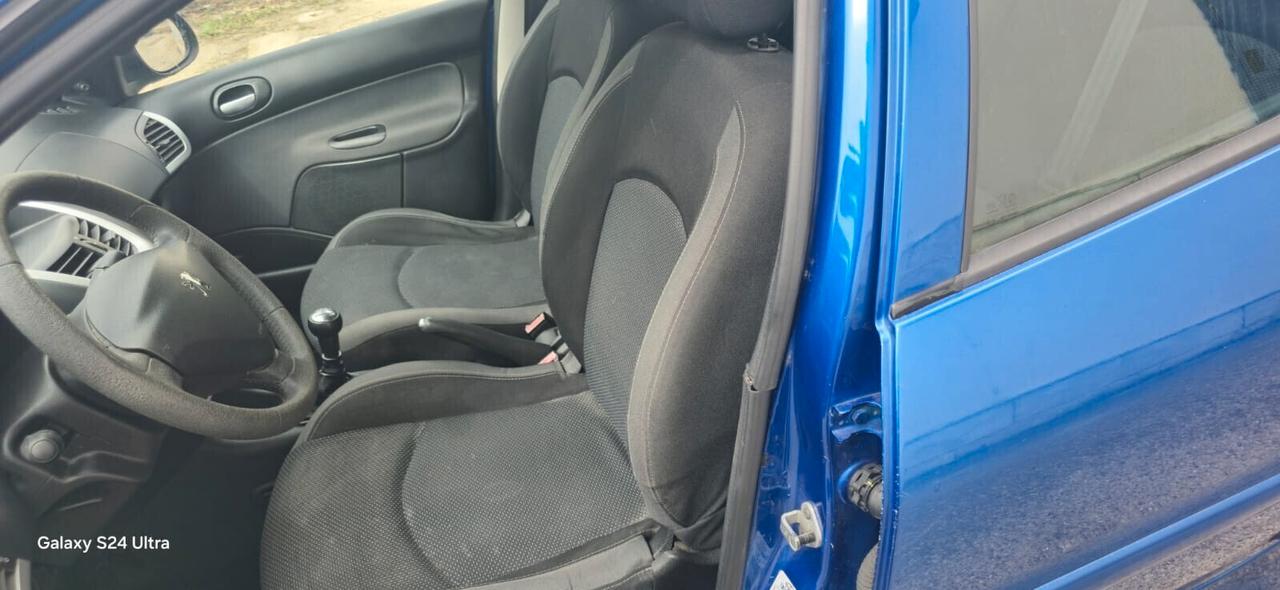 Peugeot 206 Plus 1.1 60CV 5p. ONE Line