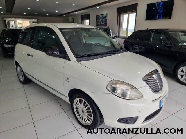 LANCIA Ypsilon 1.3 MJT 75CV New Oro