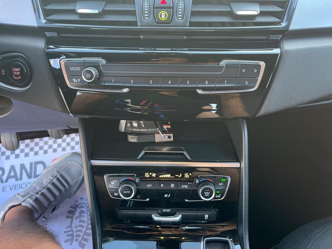 Bmw 2 Active Tourer 216d Advantage 2015