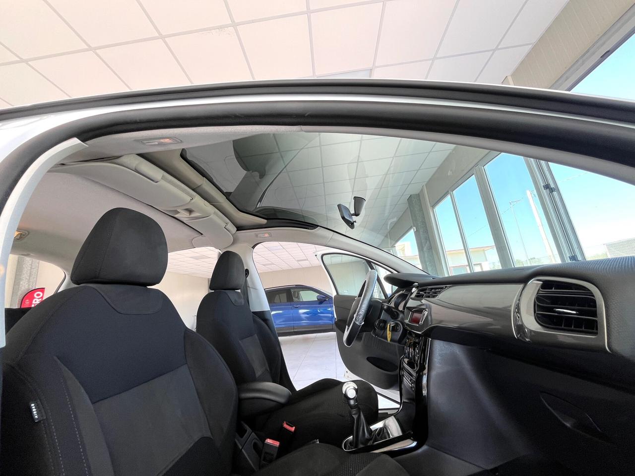 Citroen C3 1.4 HDi 70 Exclusive Full