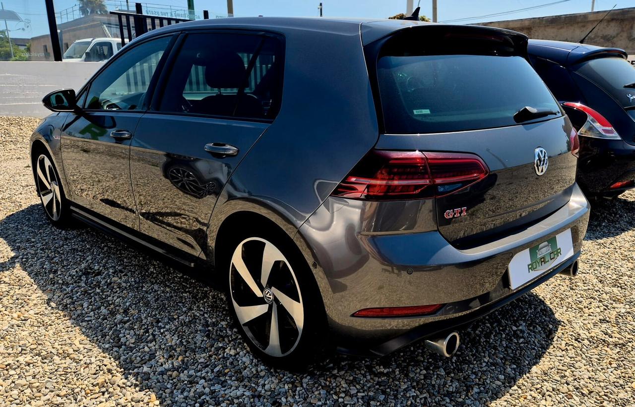 Volkswagen Golf GTI 2.0 245 CV DSG