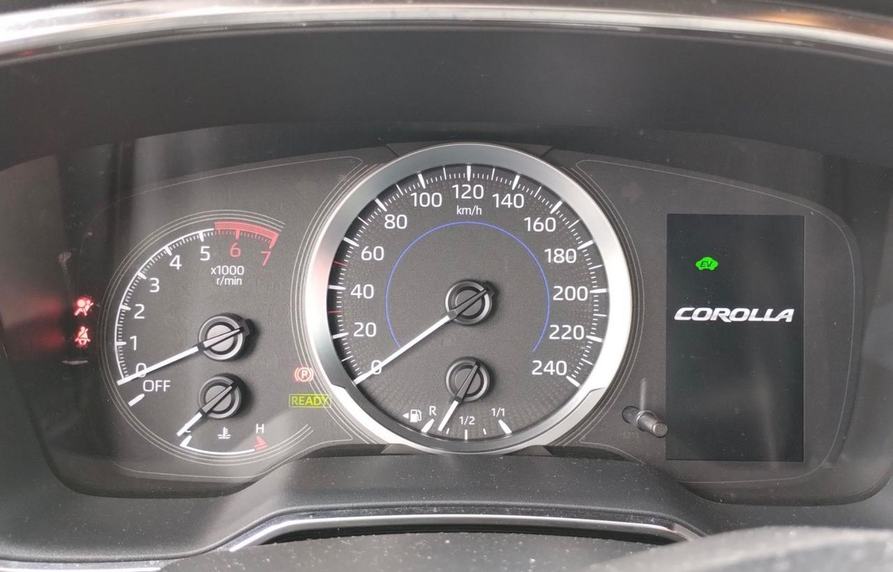 Toyota Corolla Touring Sports 1.8 Hybrid Business Tech