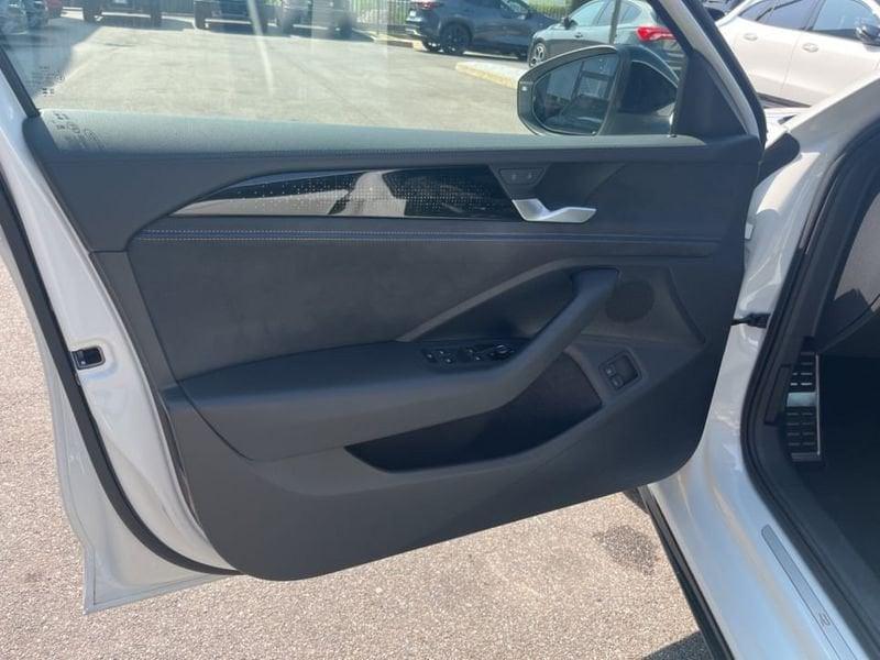Volkswagen Passat 1.5 TSI EHYBRID R-LINE 272CV DSG