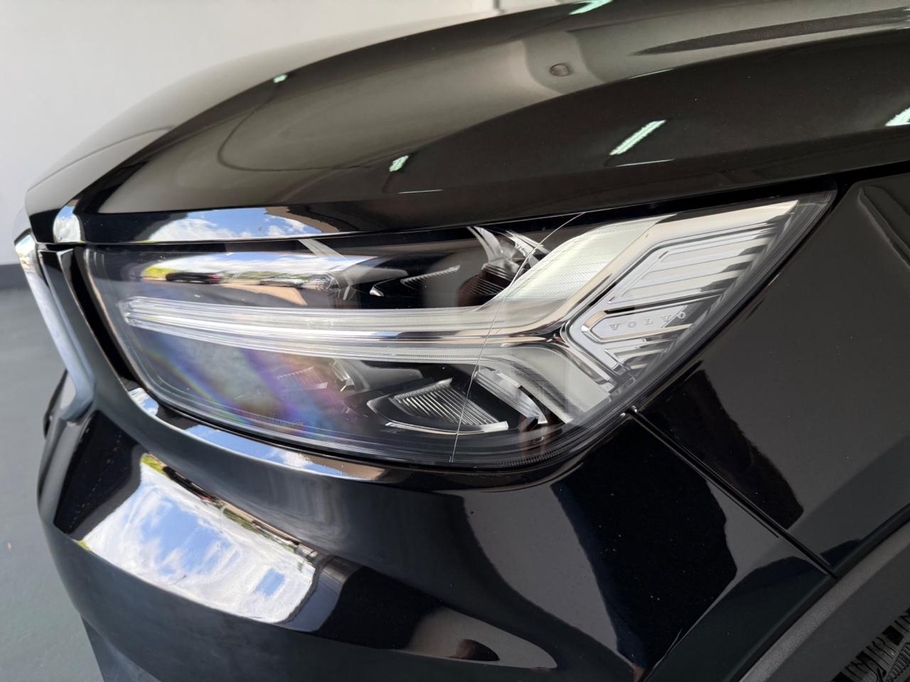 Volvo XC40 D3 AWD Momentum Core
