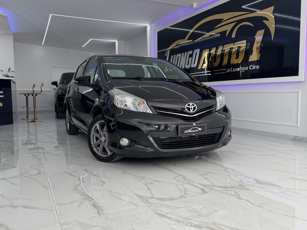 Toyota Yaris 1.4 90 Cv Lounge- Full Opt