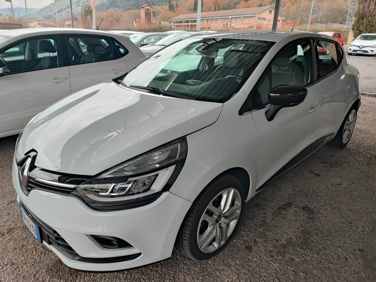 Renault Clio TCe 12V 75 CV 5 porte Moschino Intens