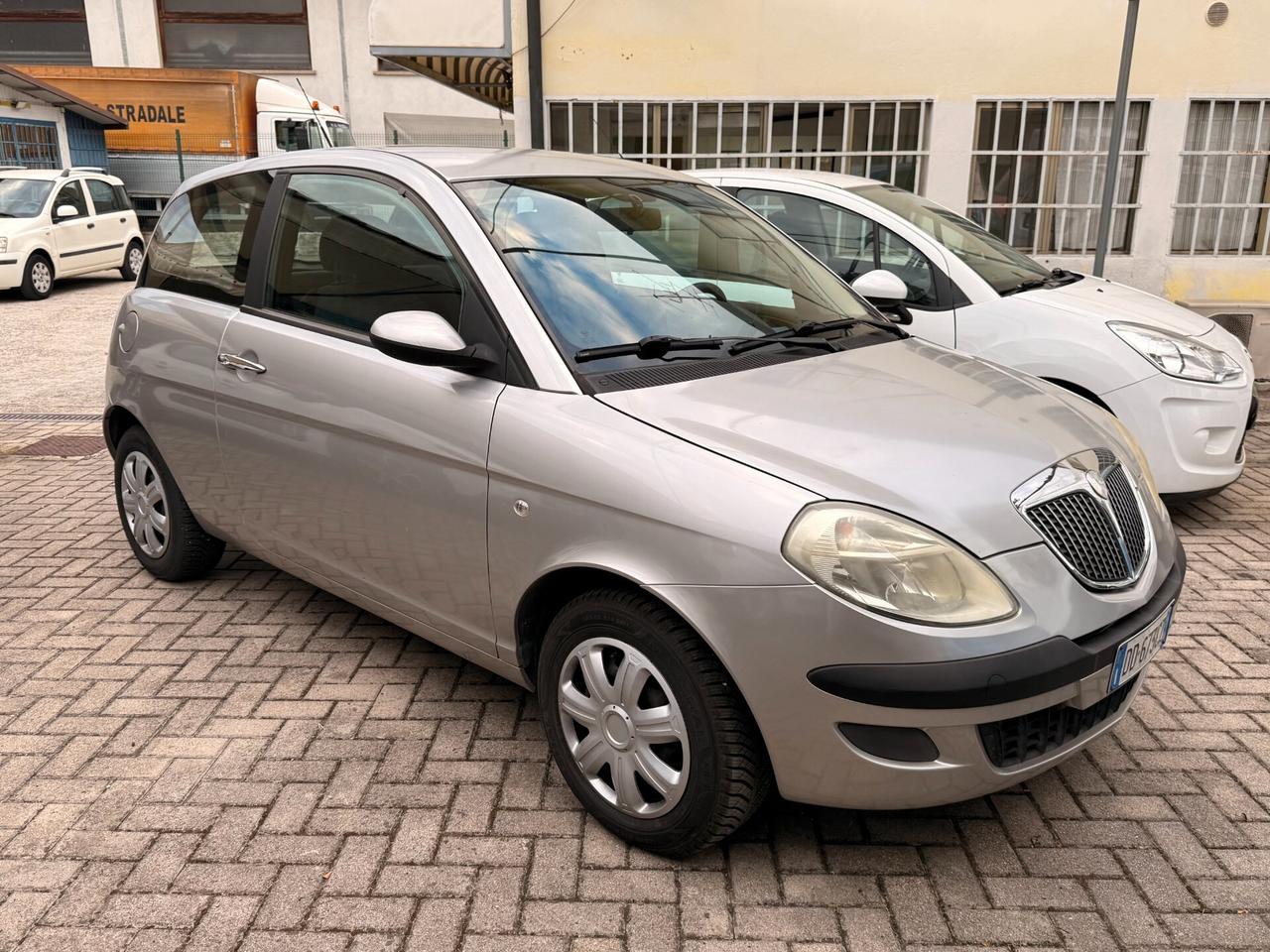 Lancia Ypsilon 1.2 UNICO PROPRIETARIO