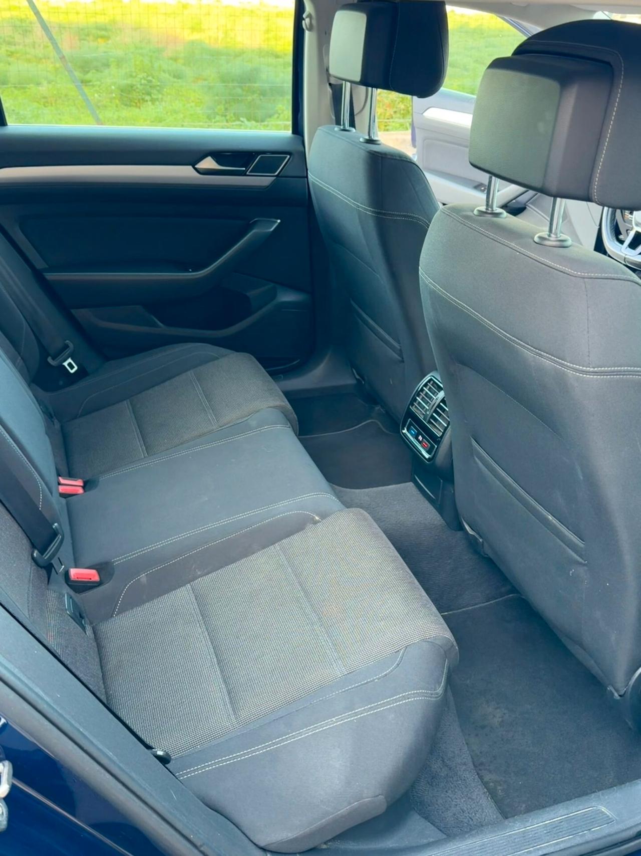 Volkswagen Passat 2.0 TDI Business BlueMotion Technology