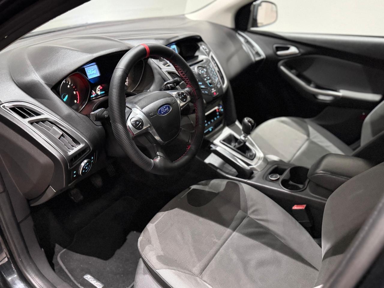 Ford Focus 1.6 TDCi Titanium (70kw/95cv)