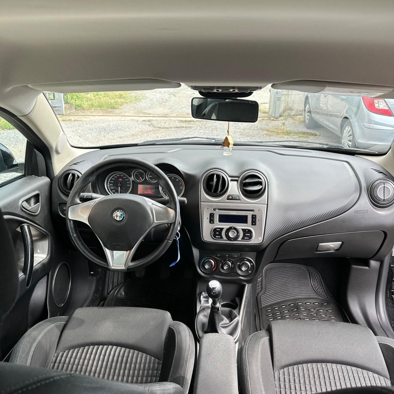Alfa Romeo MiTo 1.4 T 120 CV Distinctive Sport Pack