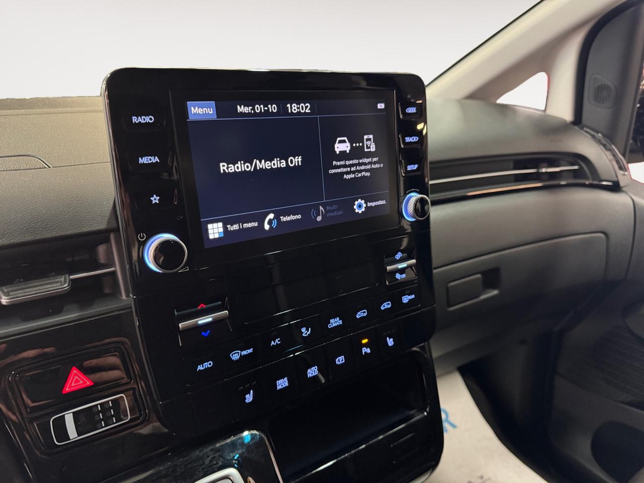 HYUNDAI Staria 2.2 Wagon 2wd auto