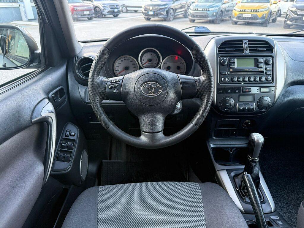 Toyota RAV4 2.0 d-4d 16v Sol 5p FL