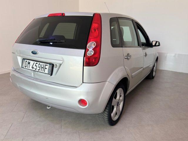 FORD Fiesta 1.2 16V 5p. Ghia