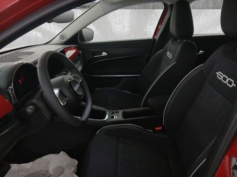 FIAT 600 1.2 hybrid 145cv auto