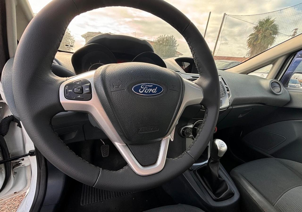 Ford Fiesta 1.6 TDCi 95 CV 5p. Titanium