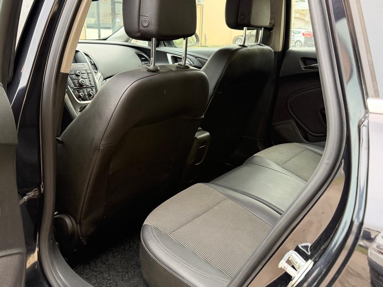 Opel Astra 1.7 CDTI 110CV Sports Tourer Cosmo Neopatentato