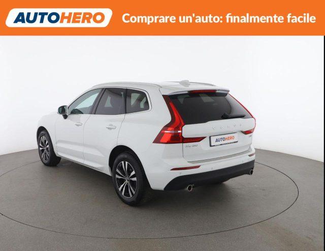 VOLVO XC60 B4 (d) AWD Geartronic Momentum Pro
