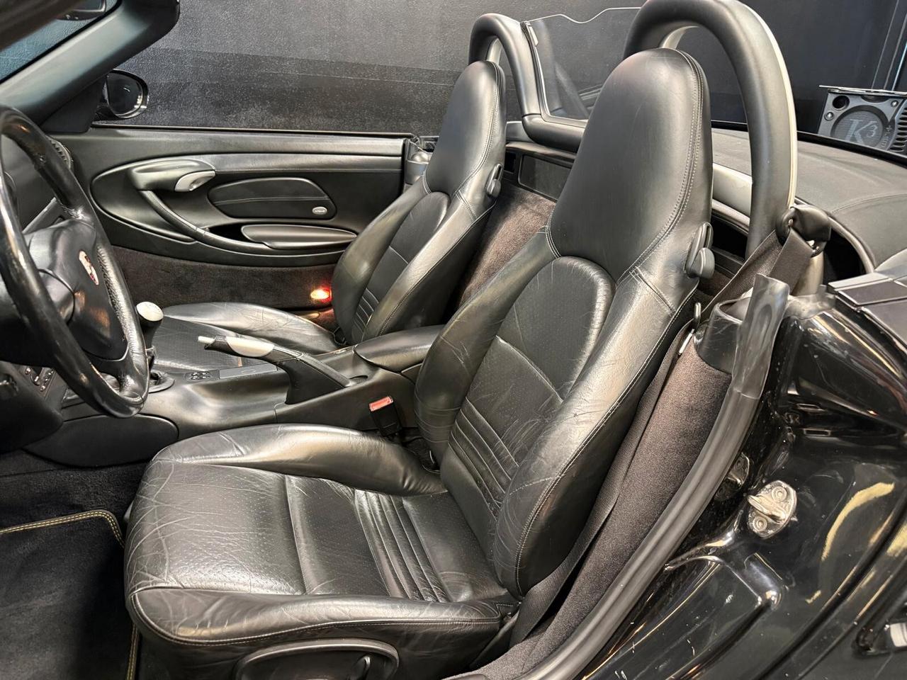 Porsche Boxster 986 2.7i asi