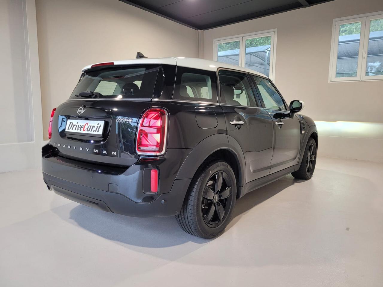 MINI Cooper Countryman 1.5 AUT. BENZINA CLIMA PELLE NAVI RETROC C17"