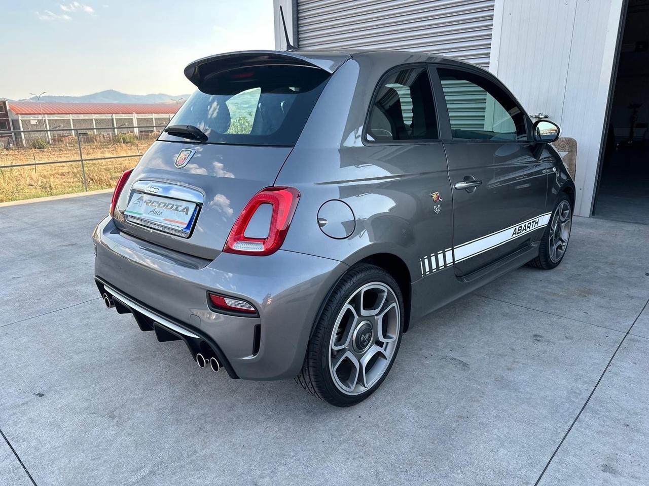 Abarth 595 1.4 Turbo T-Jet 165 CV Turismo