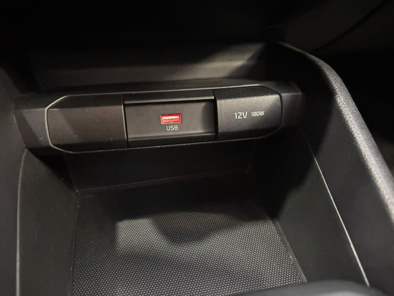 Kia Stonic 1.2 DPI ECO GPL Urban 80CV