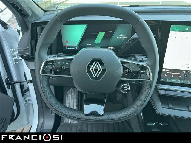 RENAULT Scenic Techno long range 220cv