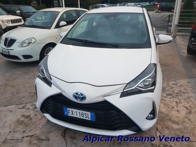 TOYOTA Yaris 1.5 Hybrid 5 porte Business