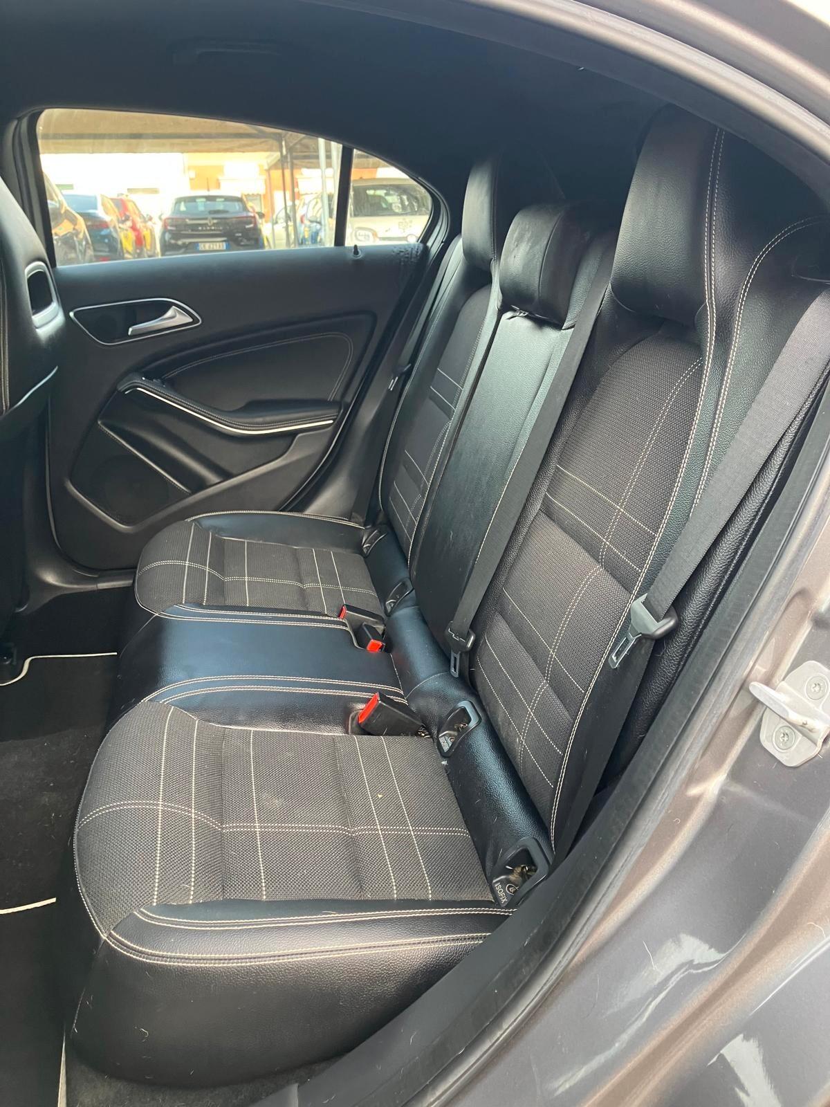 MERCEDES A 200 CDì 136cv Automatic Sport