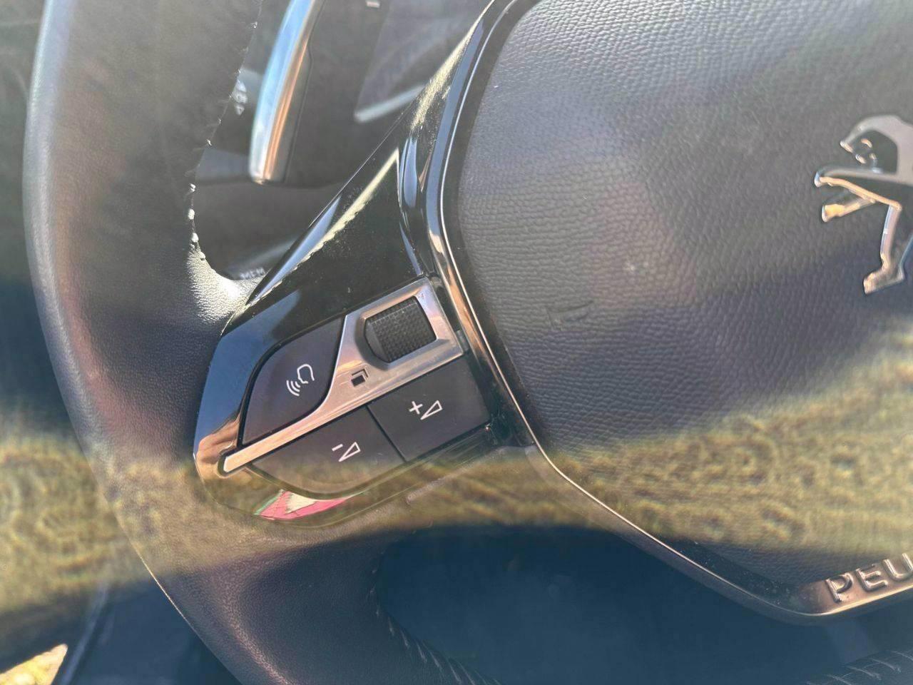 PEUGEOT 2008 II 2020 - 2008 1.2 puretech Allure s&s 130cv eat8