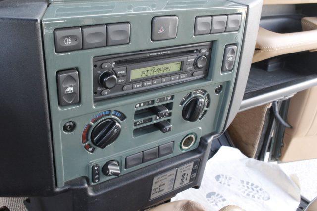 LAND ROVER Defender 90 2.4 TD4 INTROVABILE!!! PELLE/6 POSTI