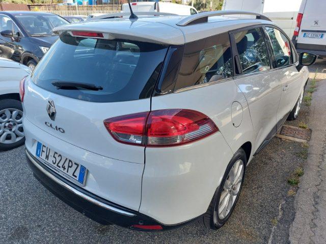 RENAULT Clio Sporter dCi 8V 75 CV Duel N1 Autocarro 4 post Navi