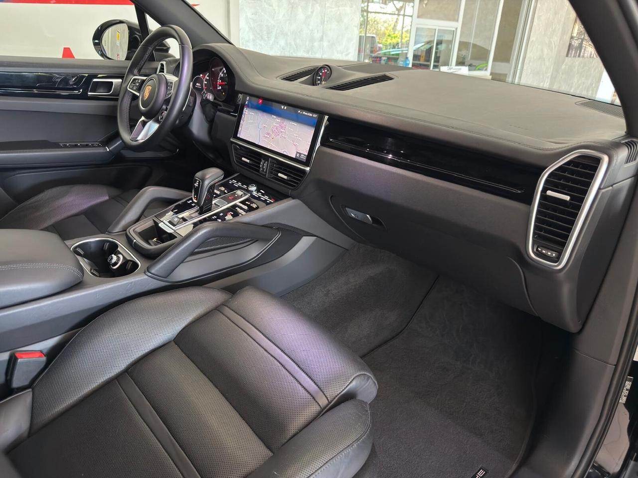 Porsche Cayenne 3.0 V6