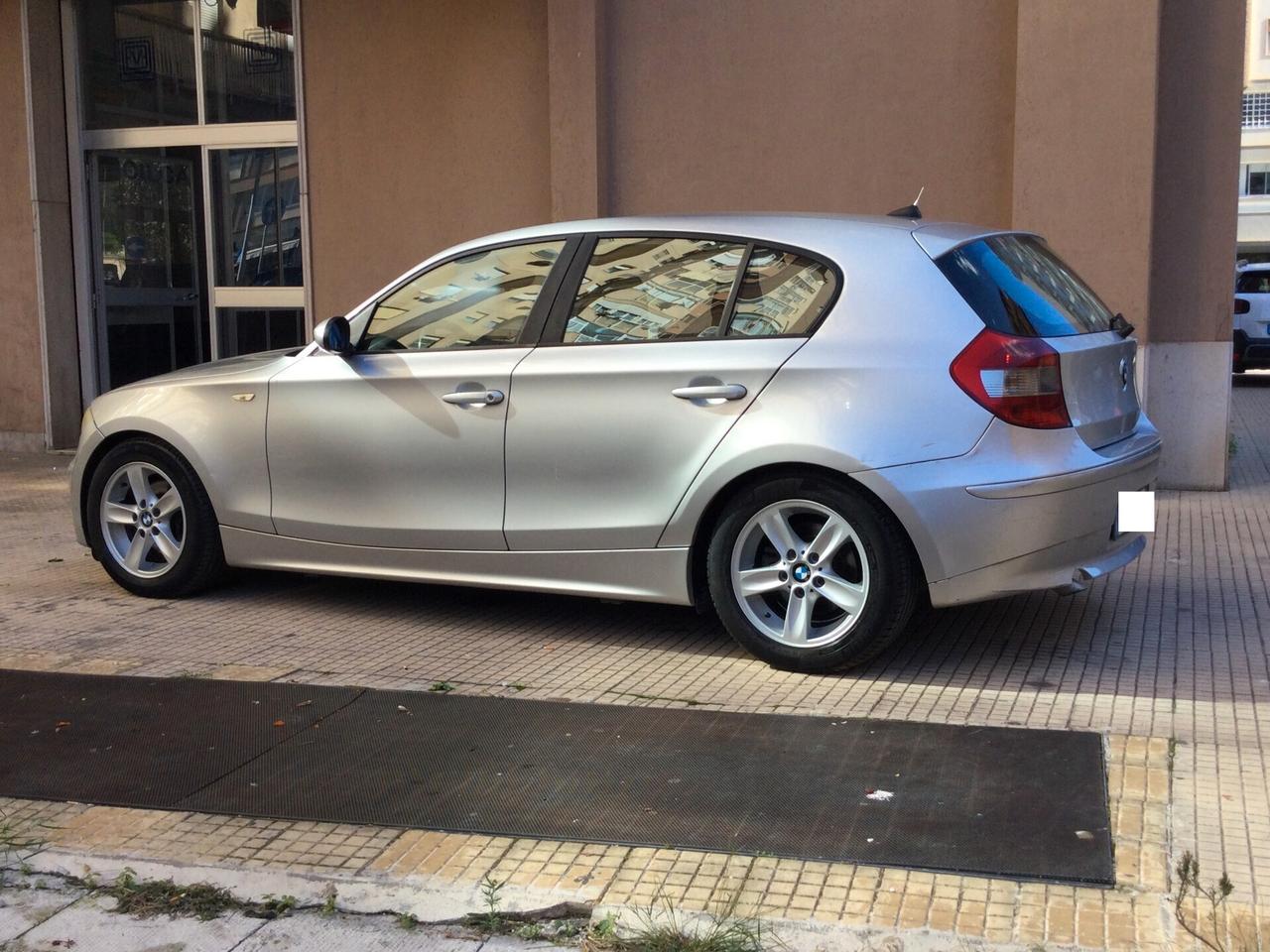 Bmw 118d cat 5 porte Attiva