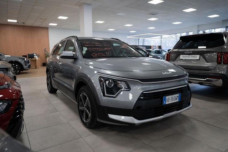 Kia Niro NEW HEV-PHEV 1.6 MY25 HEV GPL BUSINESS * Conver. GPL