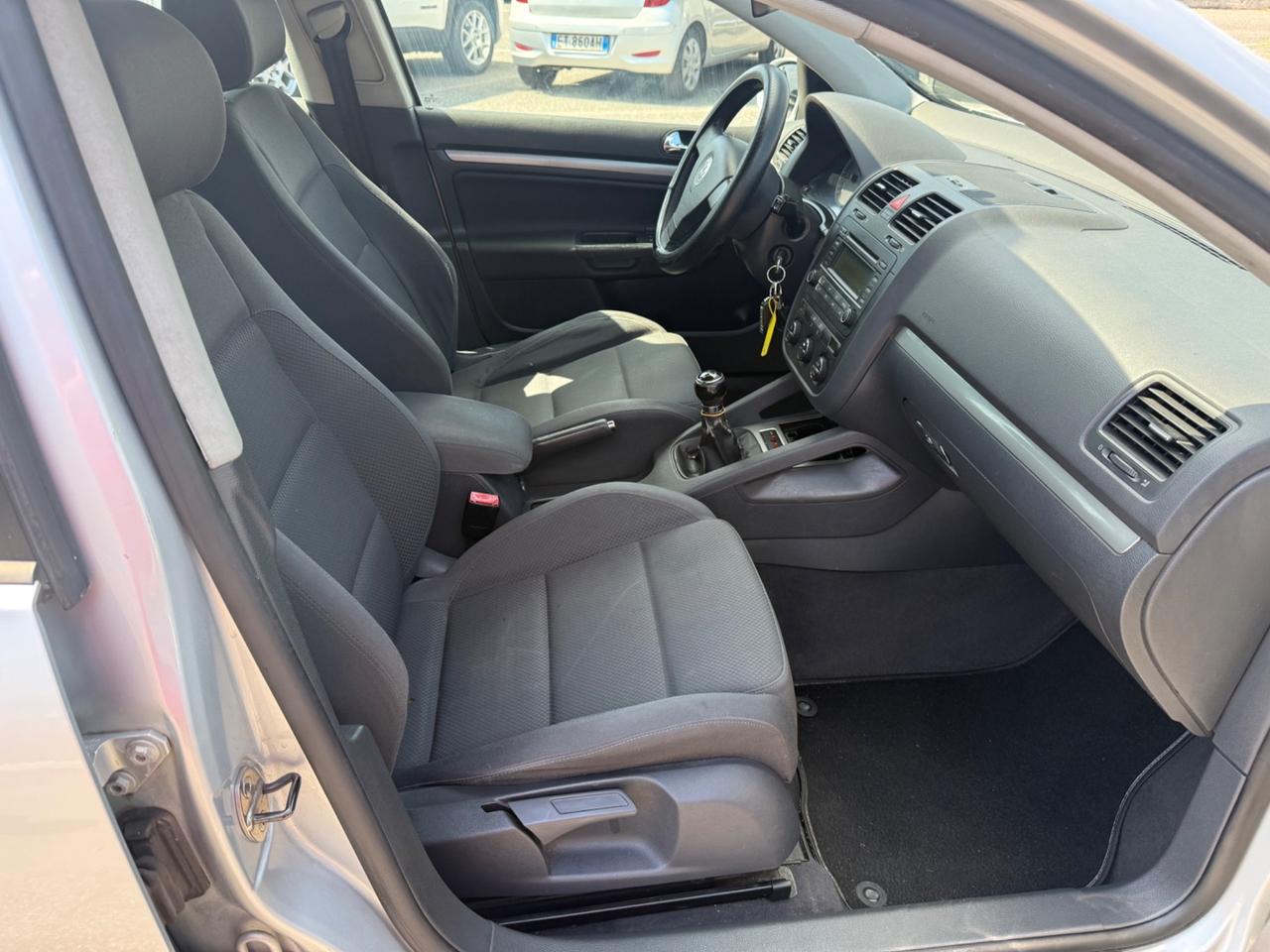 Volkswagen Golf 2.0 TDI 140cv 5p. Sportline