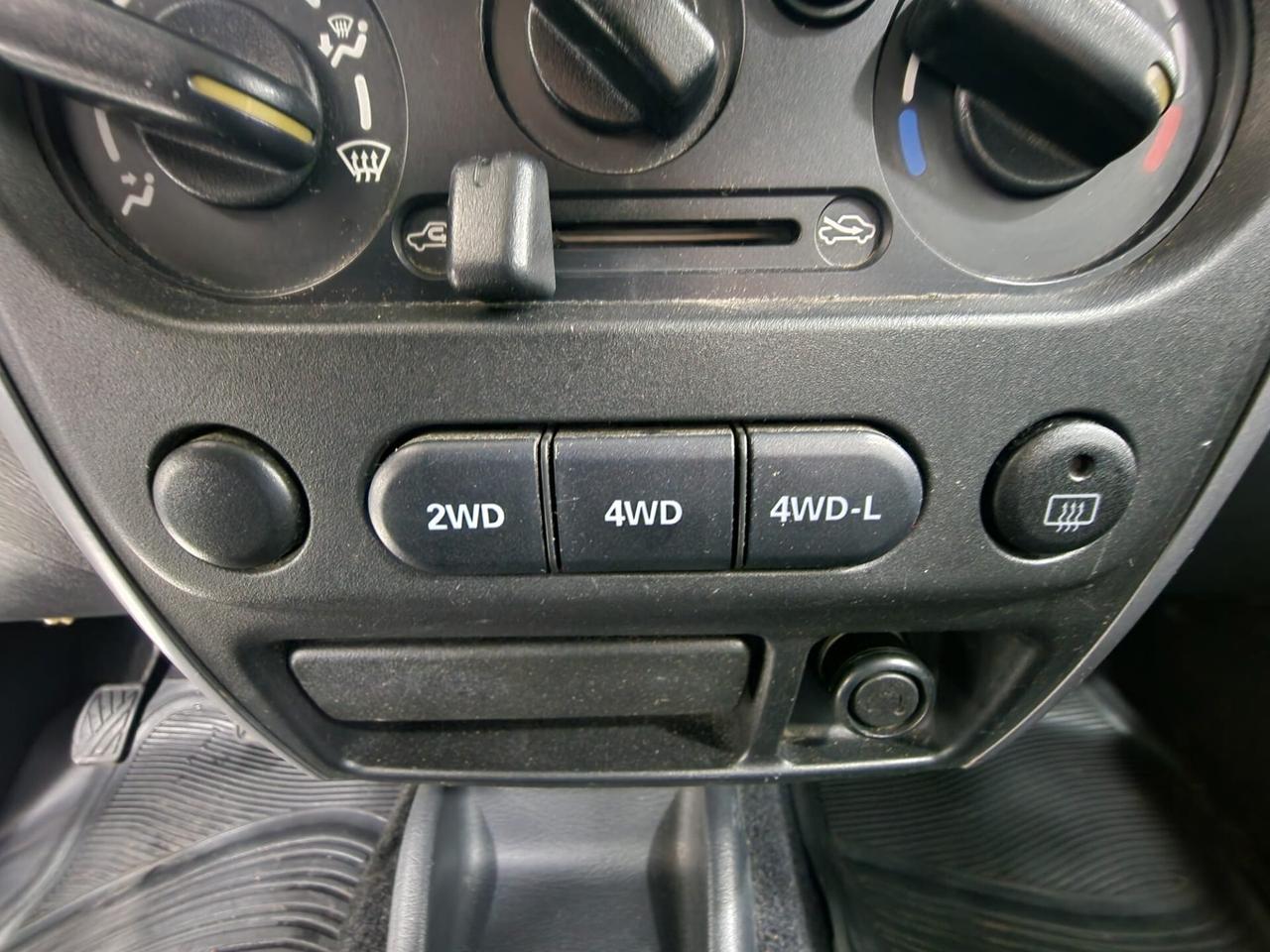 Suzuki Jimny 1.3i 16V cat 4WD JX