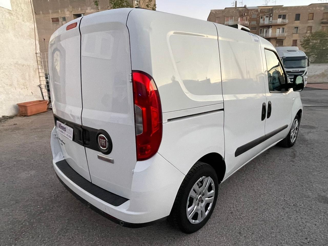 FIAT DOBLO' FURGONE FRIGO APT 0° VALIDA 03/27