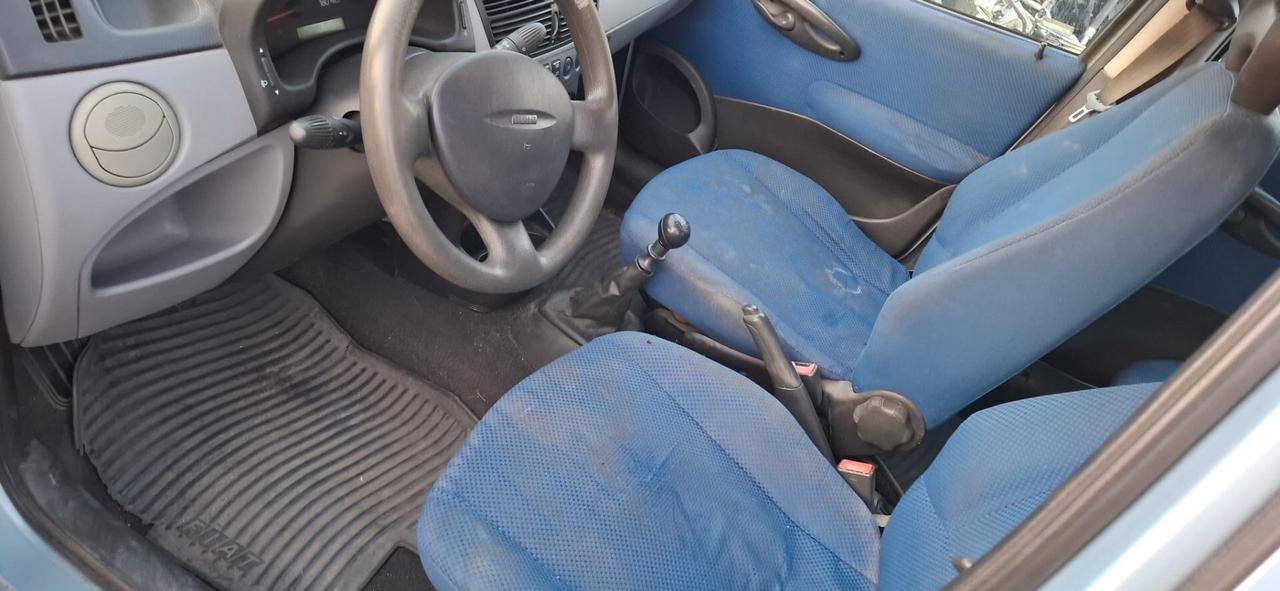 Fiat Punto 1.2i cat 5 porte ELX