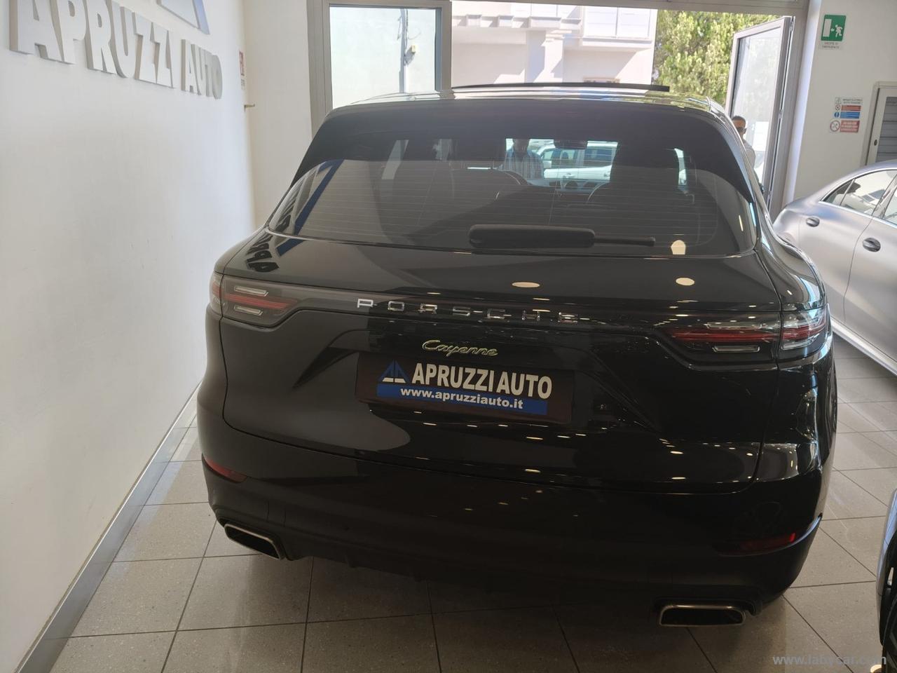 PORSCHE Cayenne 3.0 V6 E-Hybrid