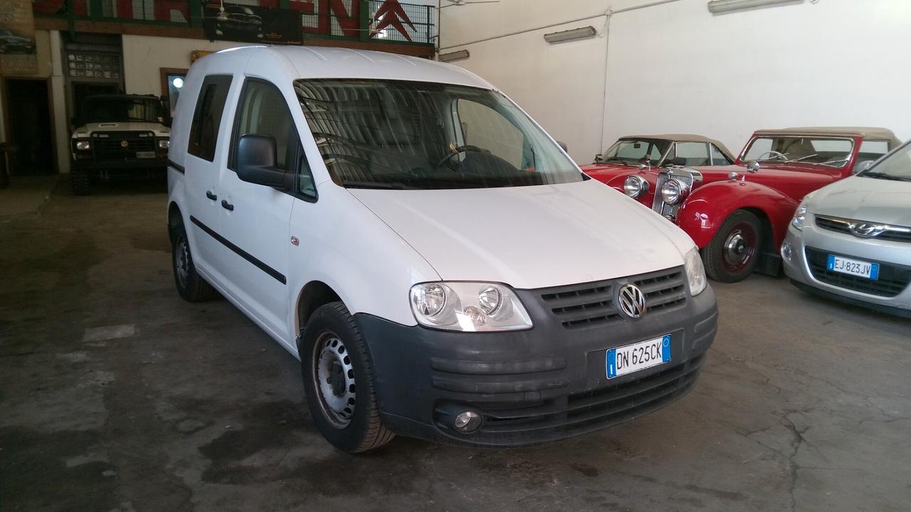 Volkswagen Caddy Metano