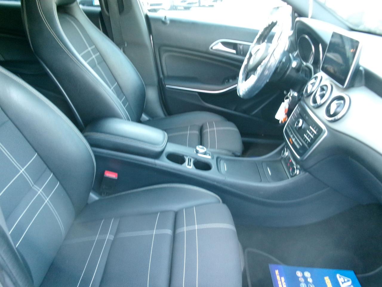 Mercedes-Benz CLA 180 SHOOTING BRAKE 180D 1.5 110CV E6 PREMIUM PACK